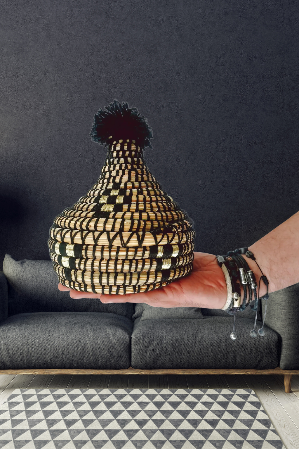 Handmade Moroccan Berber Basket with Lid – Black & Gold Seagrass Storage Tajine Basket, Elegant Boho Home Decor