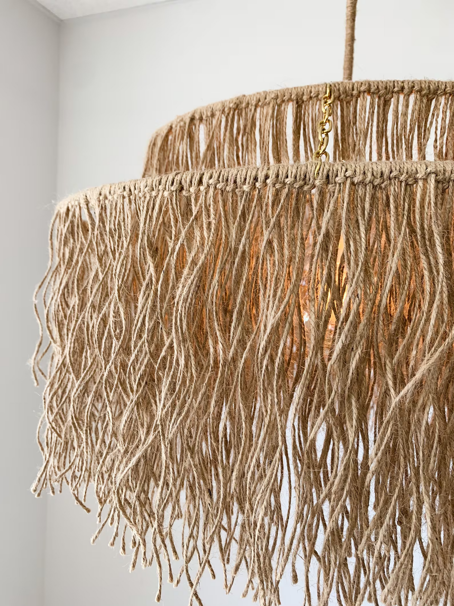 Natural Jute Fringe Pendant Light – Boho Coastal Ceiling Lighting